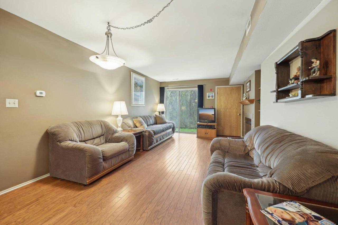 Oak Creek, WI 53154,783 W Puetz ROAD