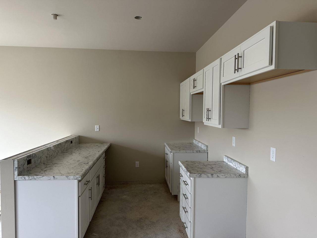 Jackson, WI 53037,W194N16740 Eagle DRIVE #4