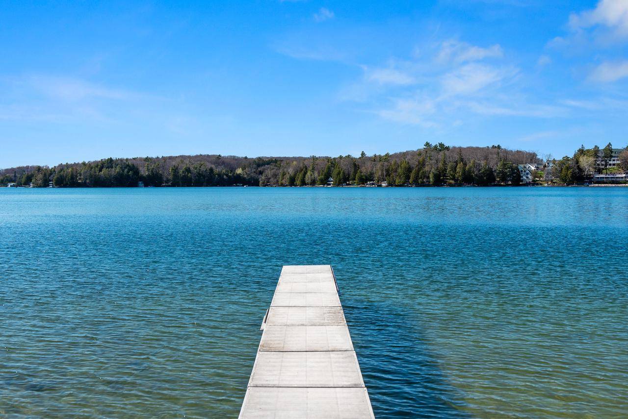 Elkhart Lake, WI 53020,519 Sharpes DRIVE