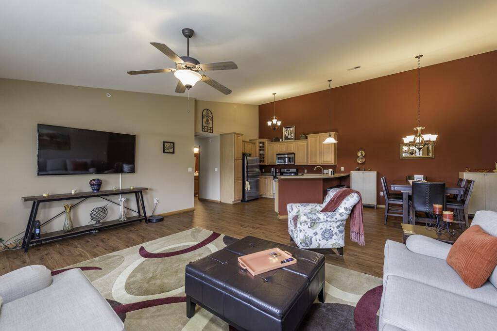 Pleasant Prairie, WI 53158,9255 66th AVENUE #33
