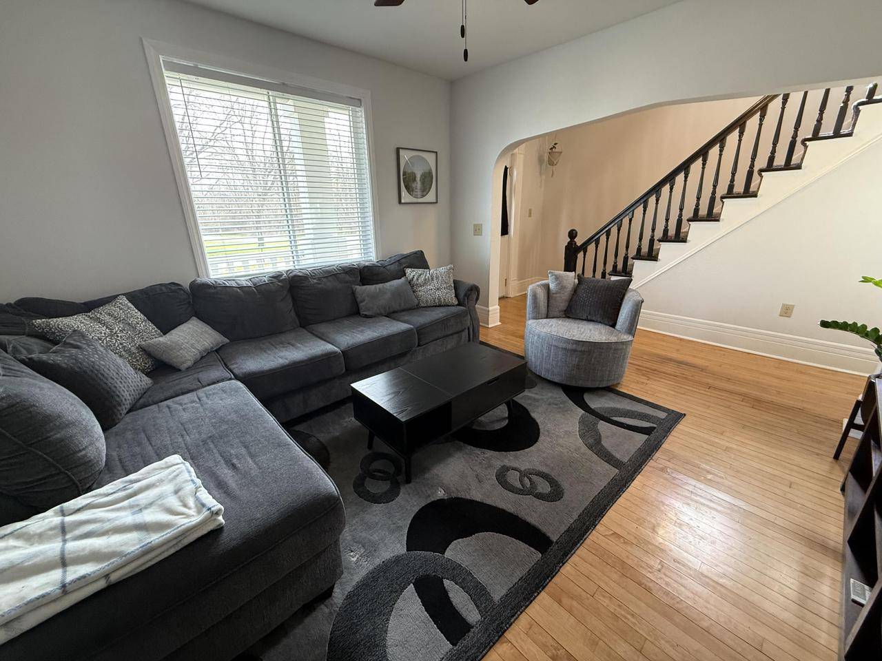 South Milwaukee, WI 53172,1010 Oak STREET