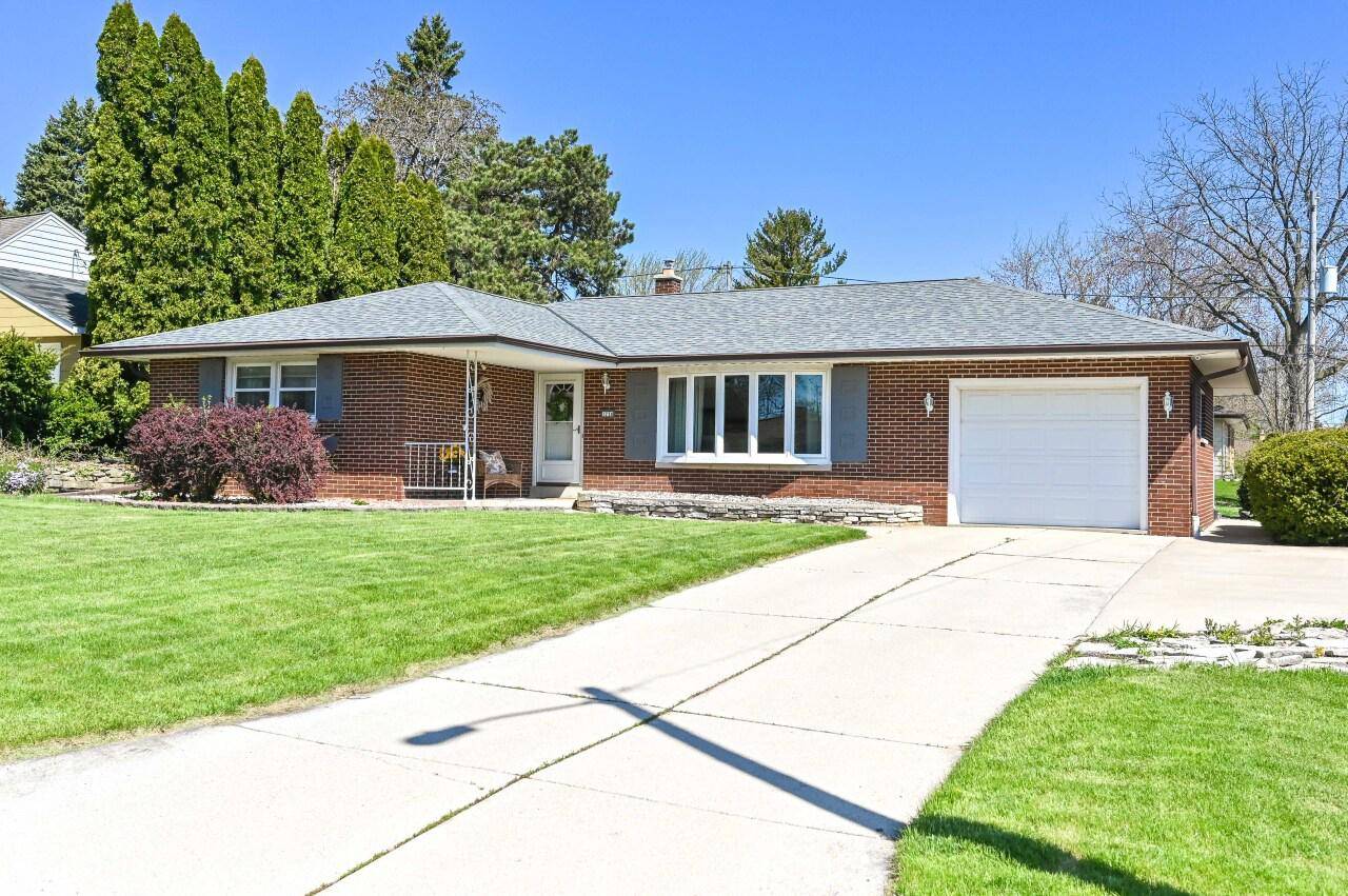 South Milwaukee, WI 53172,1730 Walnut STREET