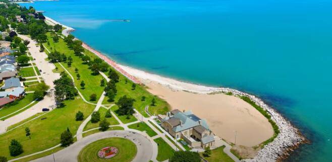 Kenosha, WI 53143,7814 2nd AVENUE