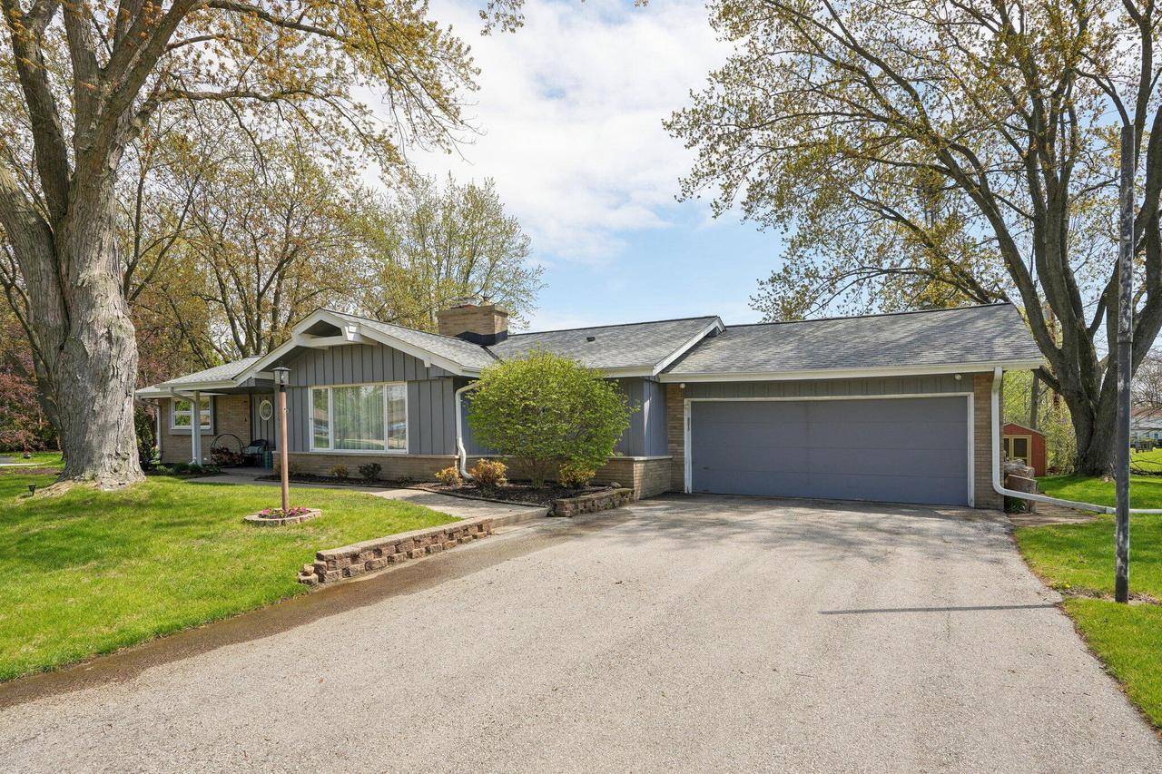 Glendale, WI 53209,2201 W Brantwood AVENUE