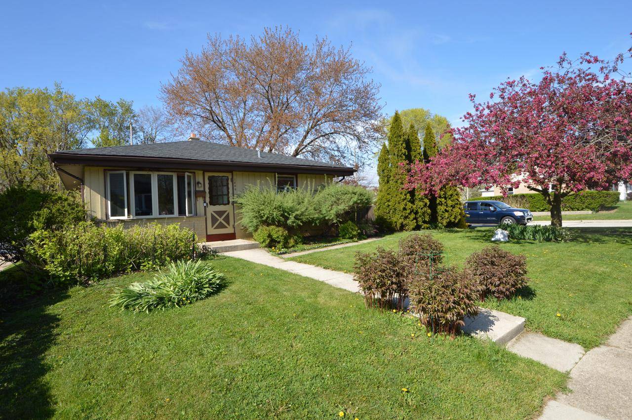South Milwaukee, WI 53172,1600 Menomonee AVENUE