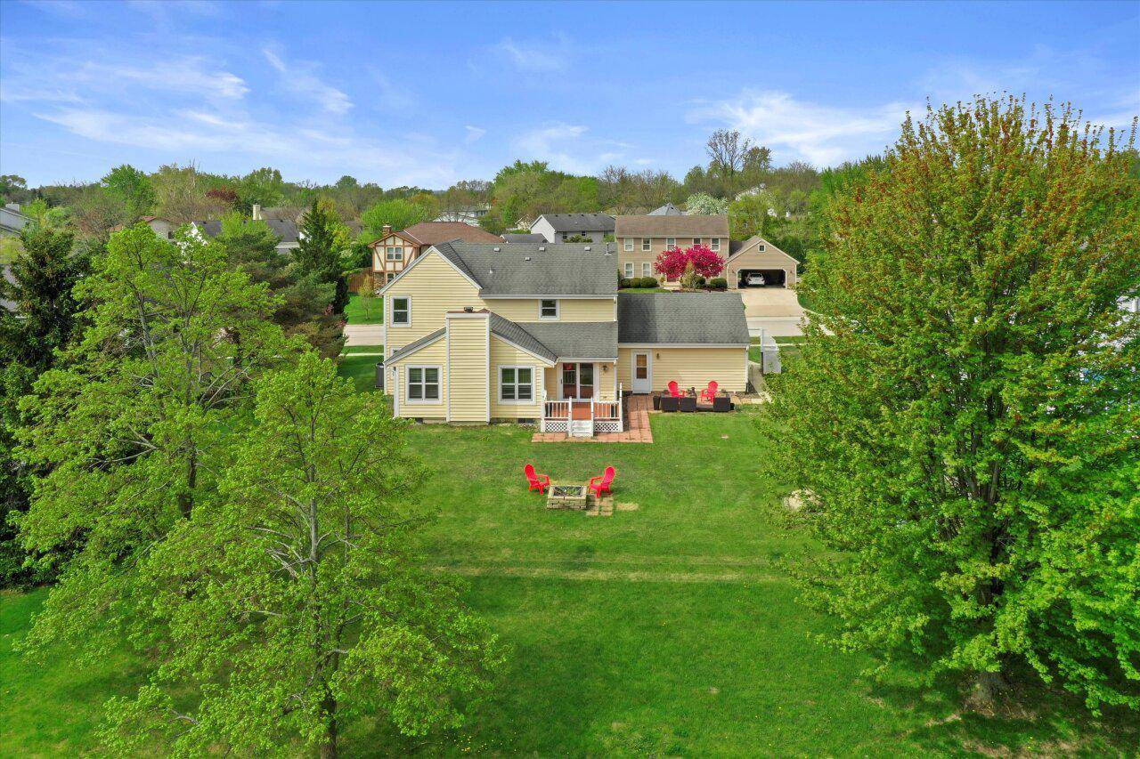Franklin, WI 53132,6860 S Tumblecreek DRIVE