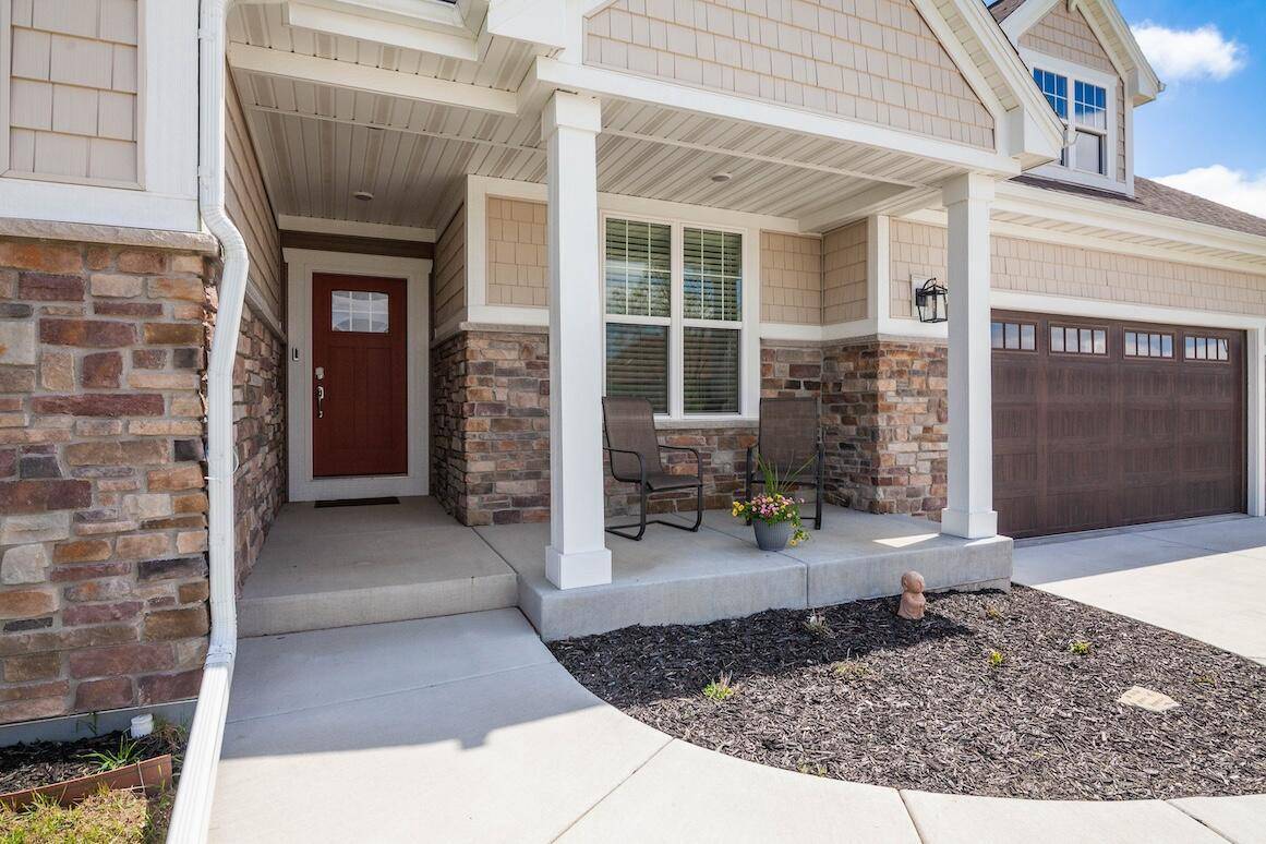 Oconomowoc, WI 53066,1221 Mamerow LANE E