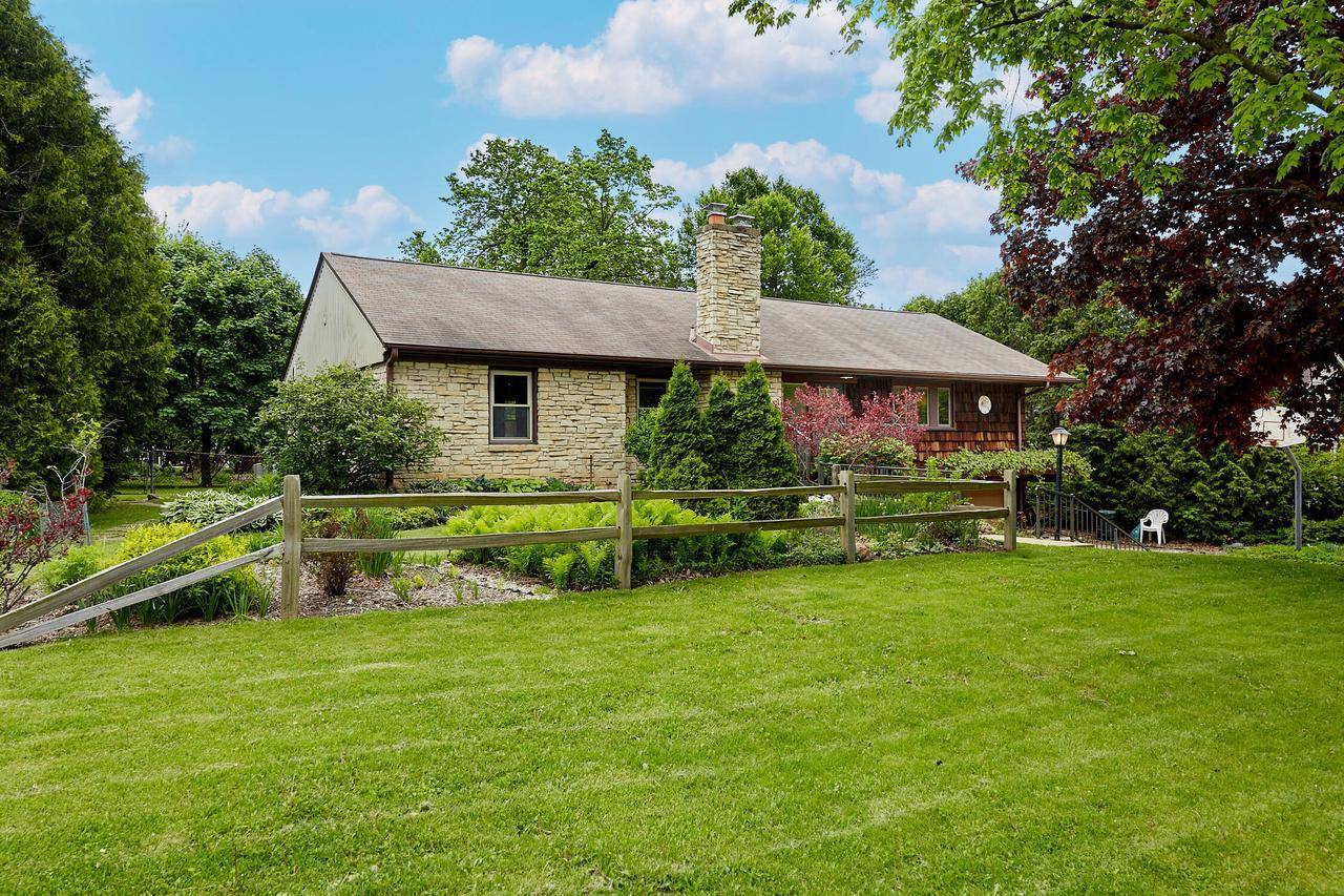 Elm Grove, WI 53122,1430 Longwood AVENUE