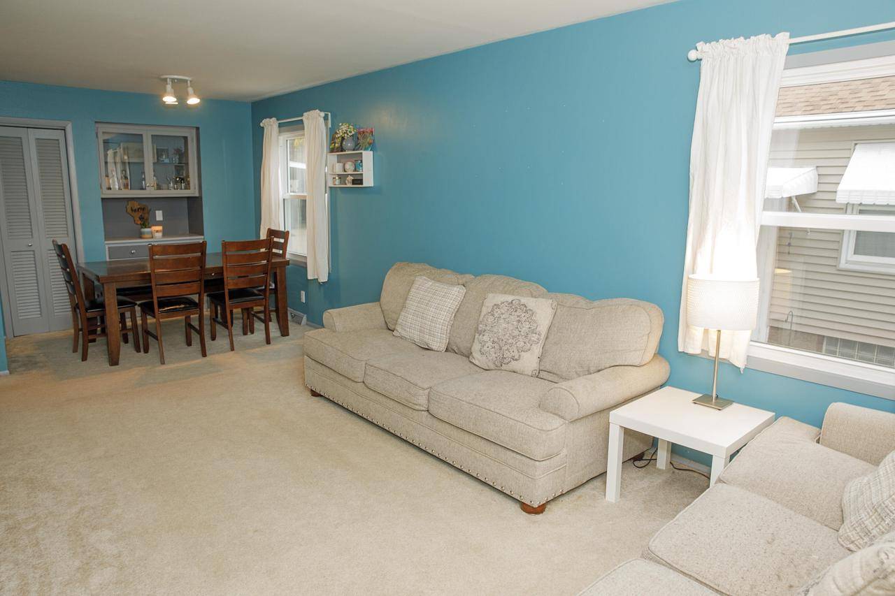 West Allis, WI 53219,2373 S 83rd STREET