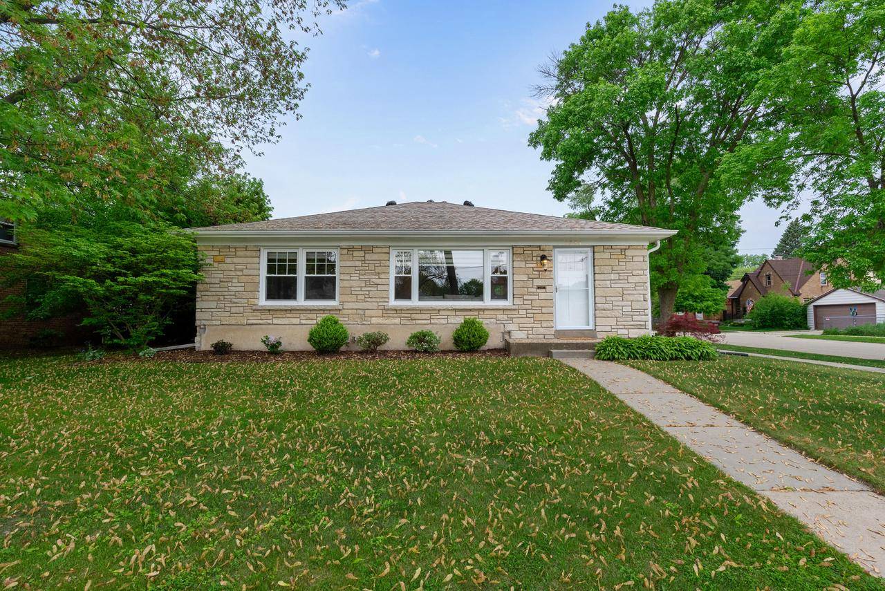 Glendale, WI 53209,5723 N Dexter AVENUE
