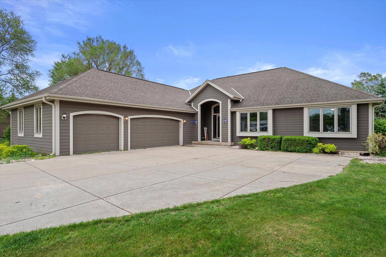 Eagle, WI 53119,S91W35161 Prairie COURT