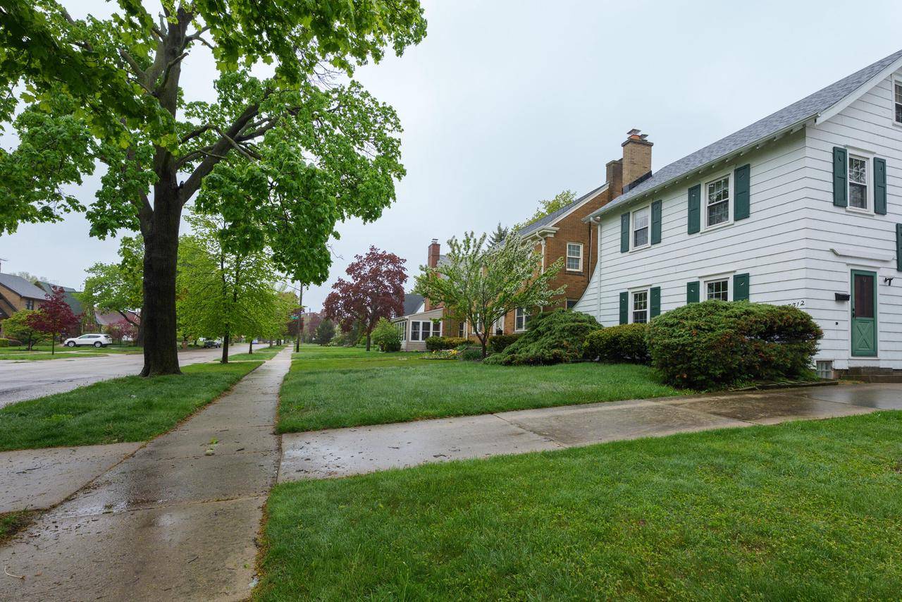 Kenosha, WI 53143,7312 5th AVENUE