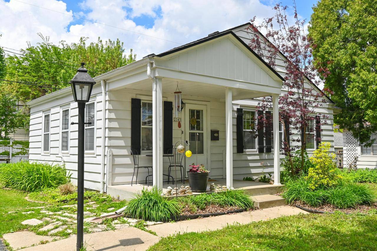 Wauwatosa, WI 53213,2343 N 71st STREET