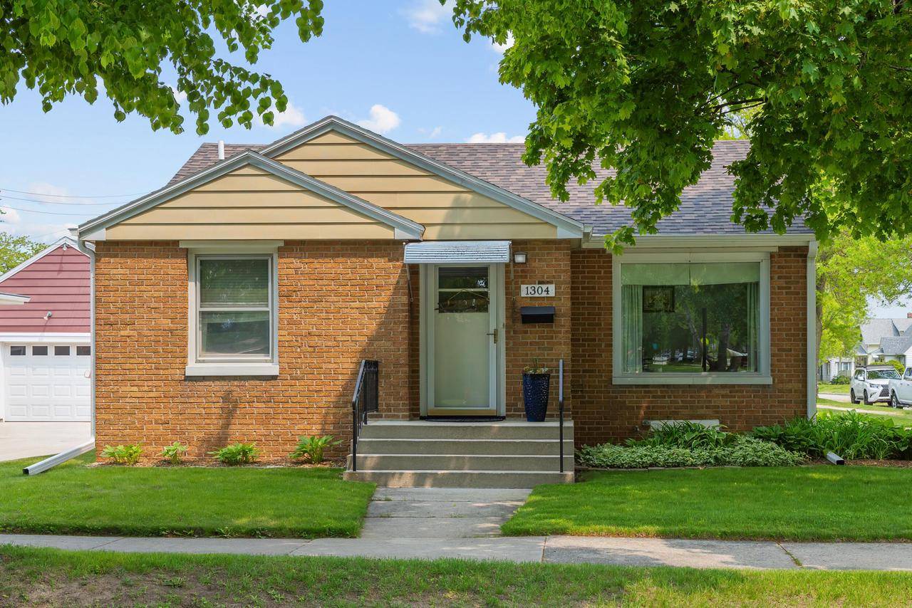 Sheboygan, WI 53081,1304 Mead AVENUE