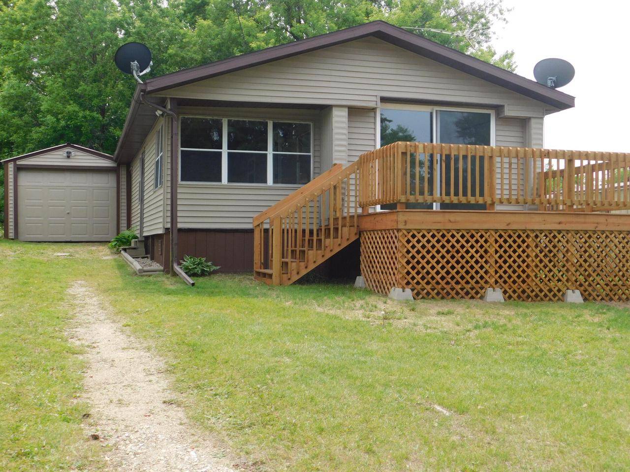 Shawano, WI 54166,W5325 W Sandy DRIVE