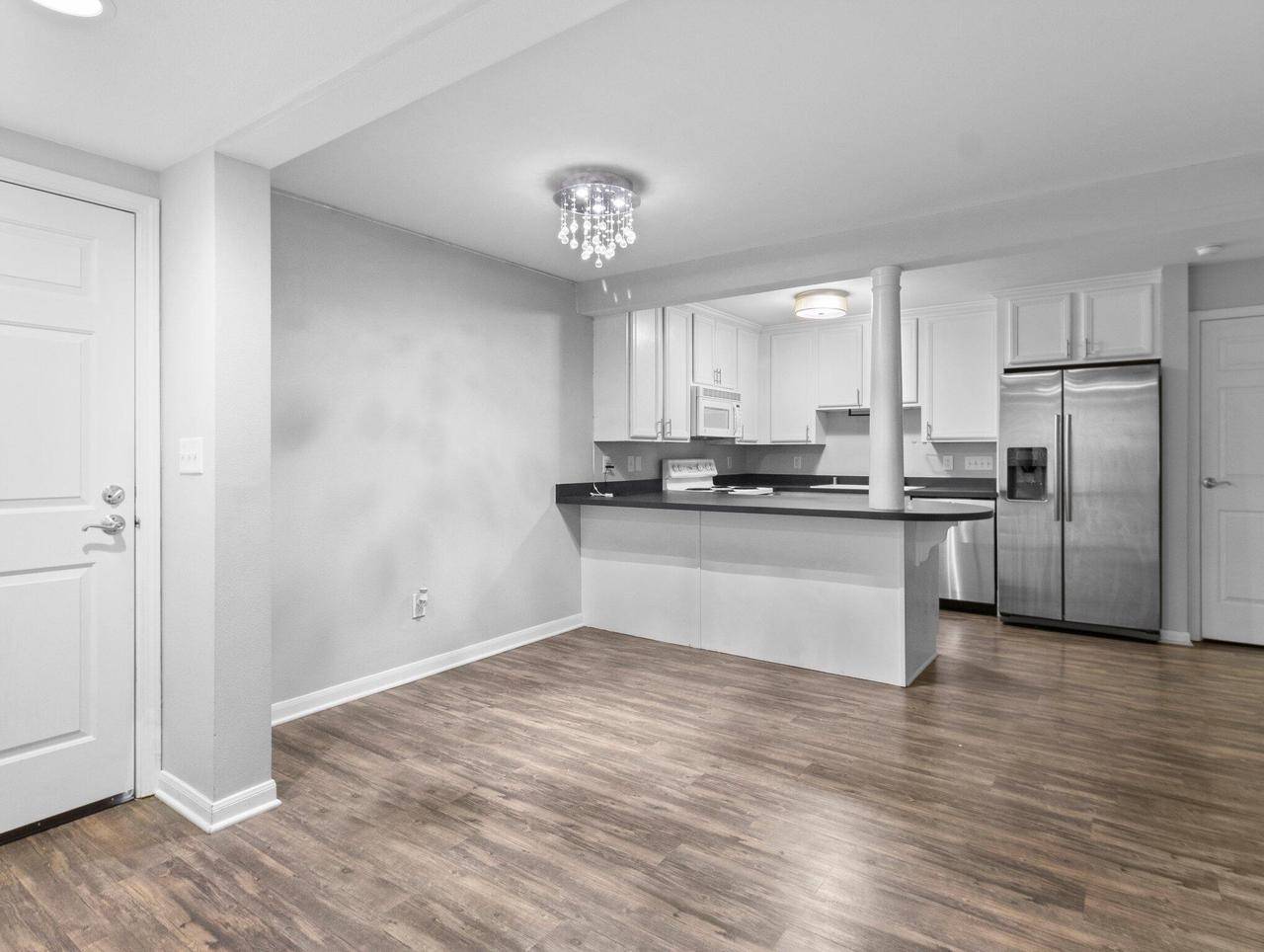 Milwaukee, WI 53202,1108 N Milwaukee STREET #128