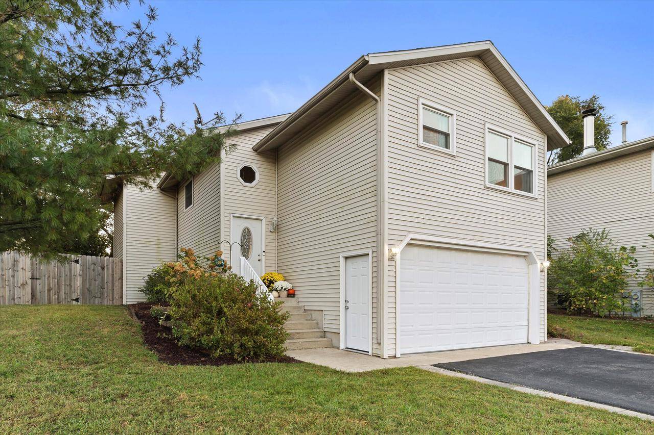 Twin Lakes, WI 53181,940 Rhyners LANE