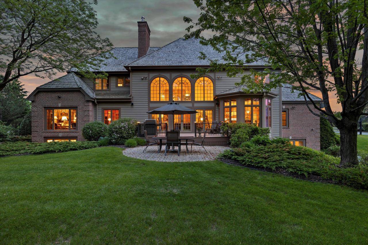Mequon, WI 53092,10625 N Pine Ridge DRIVE