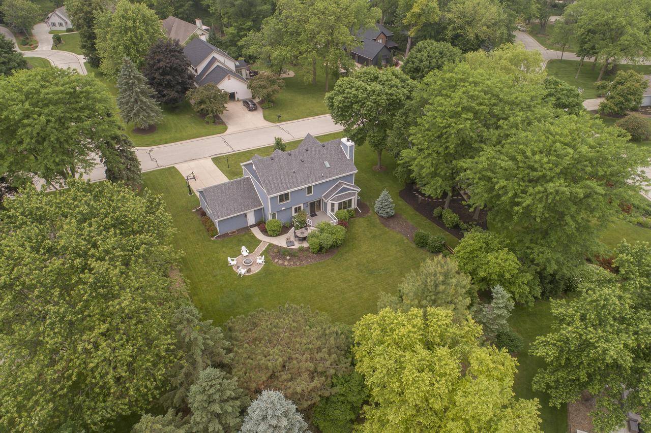 Pewaukee, WI 53072,W277N2764 Chicory LANE