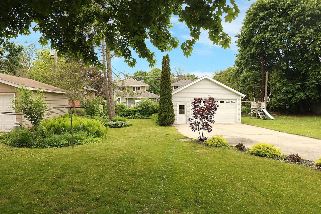 Manitowoc, WI 54220,846 N 12th STREET