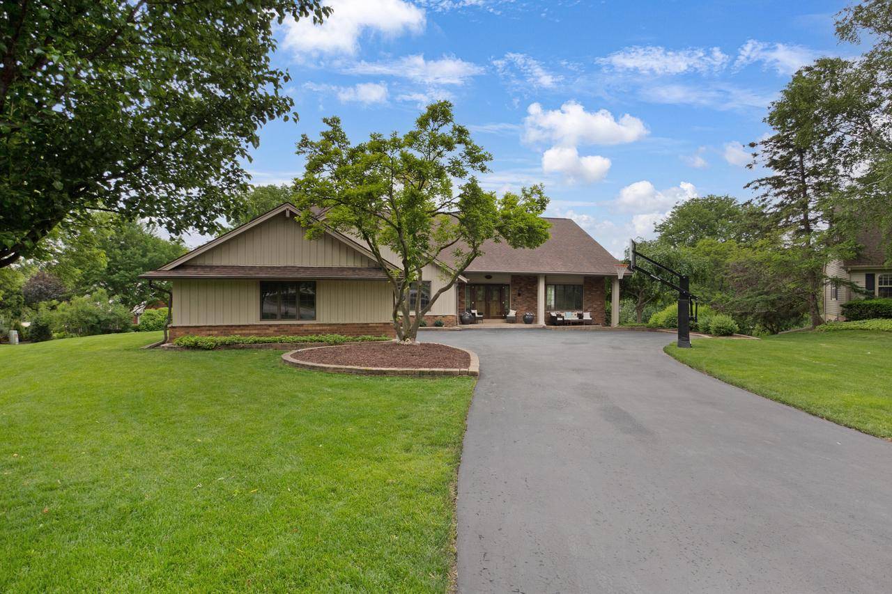 Brookfield, WI 53045,17835 Colline Vue COURT