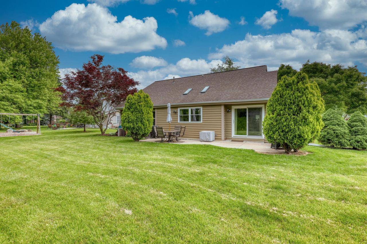 Waukesha, WI 53186,W227N2527 Meadowood LANE