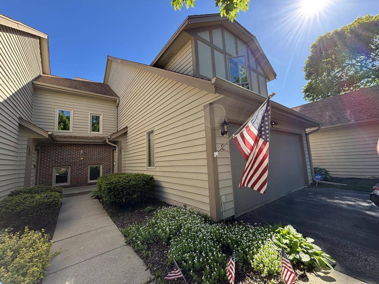 Pewaukee, WI 53072,N34W23849 Grace AVENUE #C
