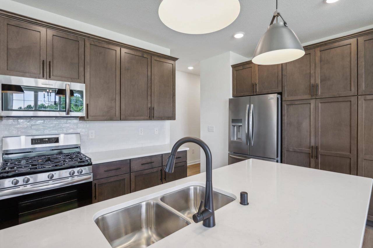 Waterford, WI 53185,506 Hickory Hollow ROAD #0201