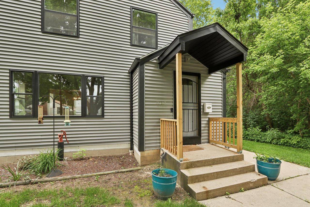 Milwaukee, WI 53207,3352 S Adams AVENUE