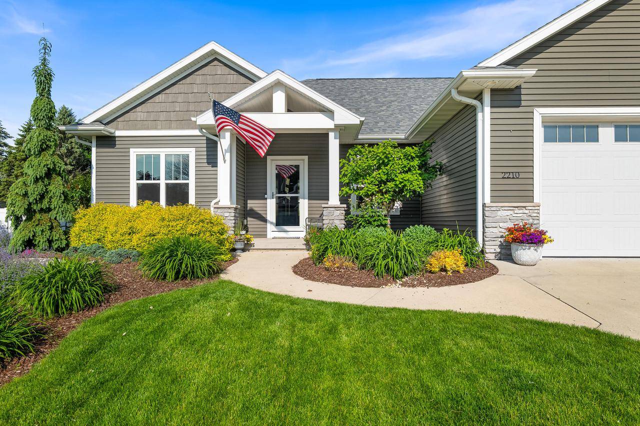 Manitowoc, WI 54220,2210 Stoney Brook DRIVE