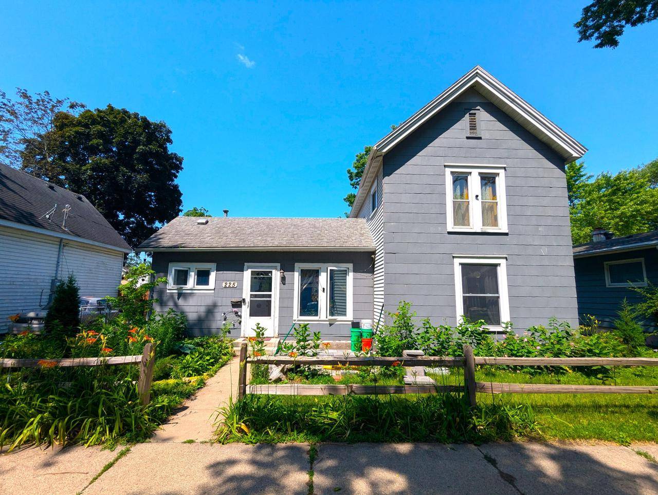 La Crosse, WI 54603,225 Caledonia STREET