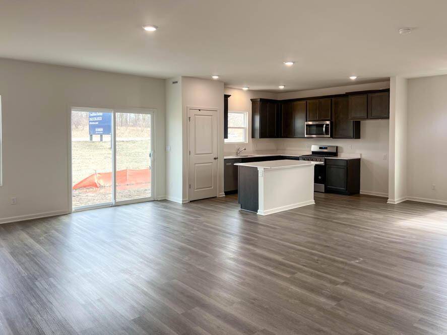 Mount Pleasant, WI 53403,5043 Yates DRIVE