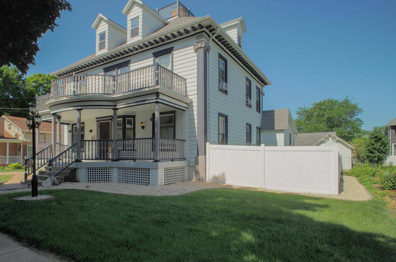 Watertown, WI 53094,812 S 7th STREET