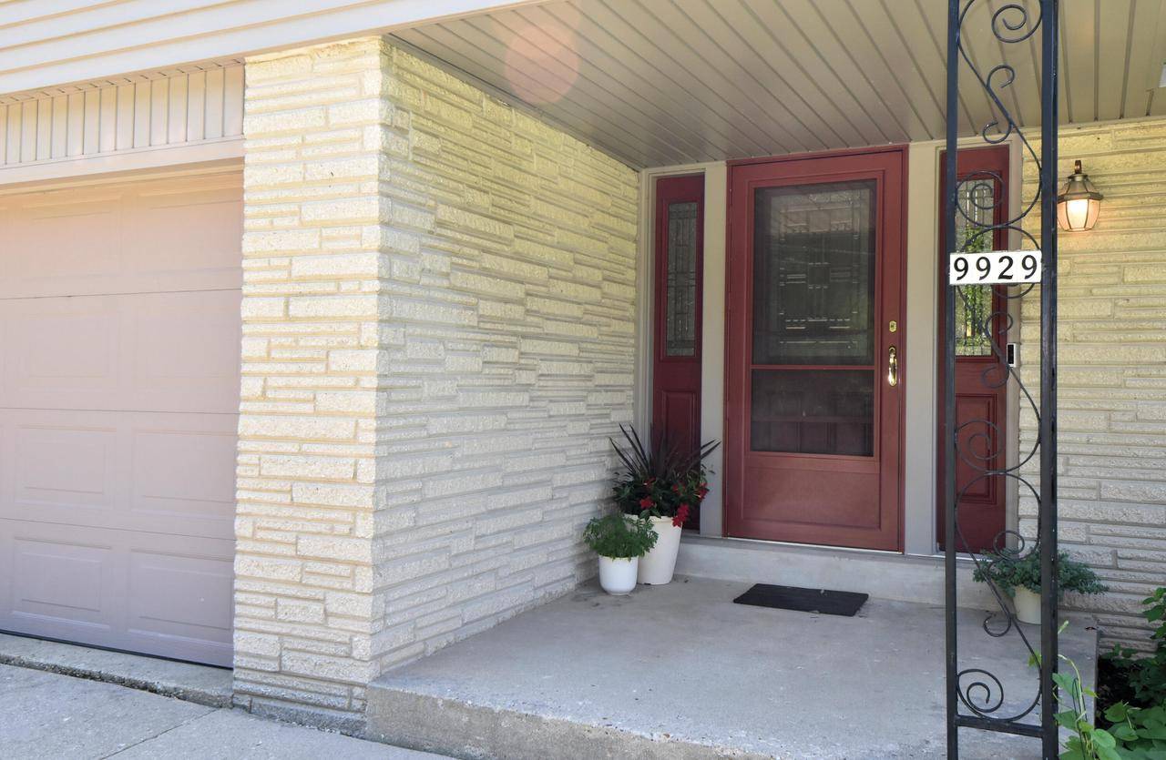 Wauwatosa, WI 53225,9929 W Ruby AVENUE