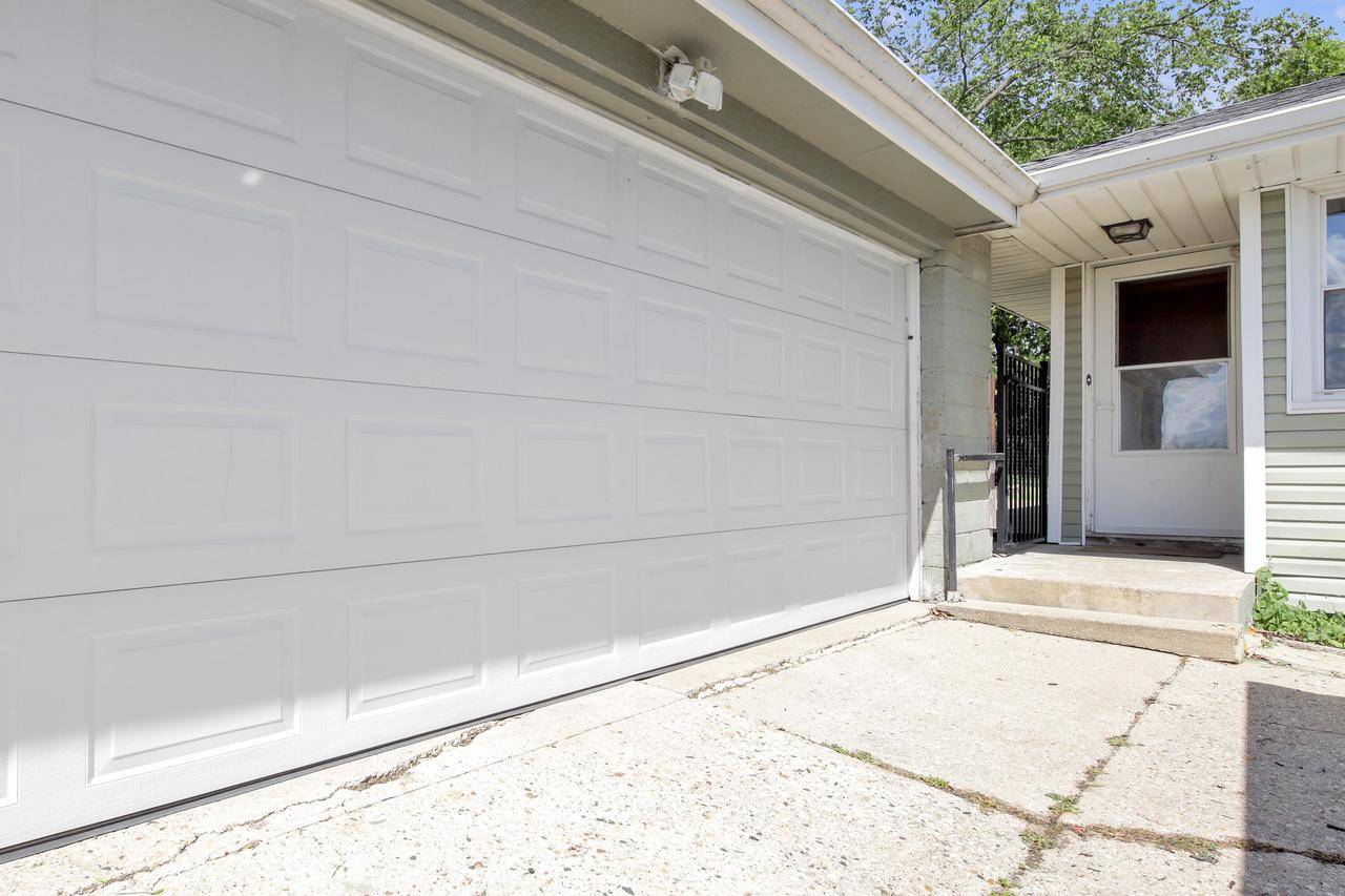 Franklin, WI 53132,10012 W Ryan ROAD