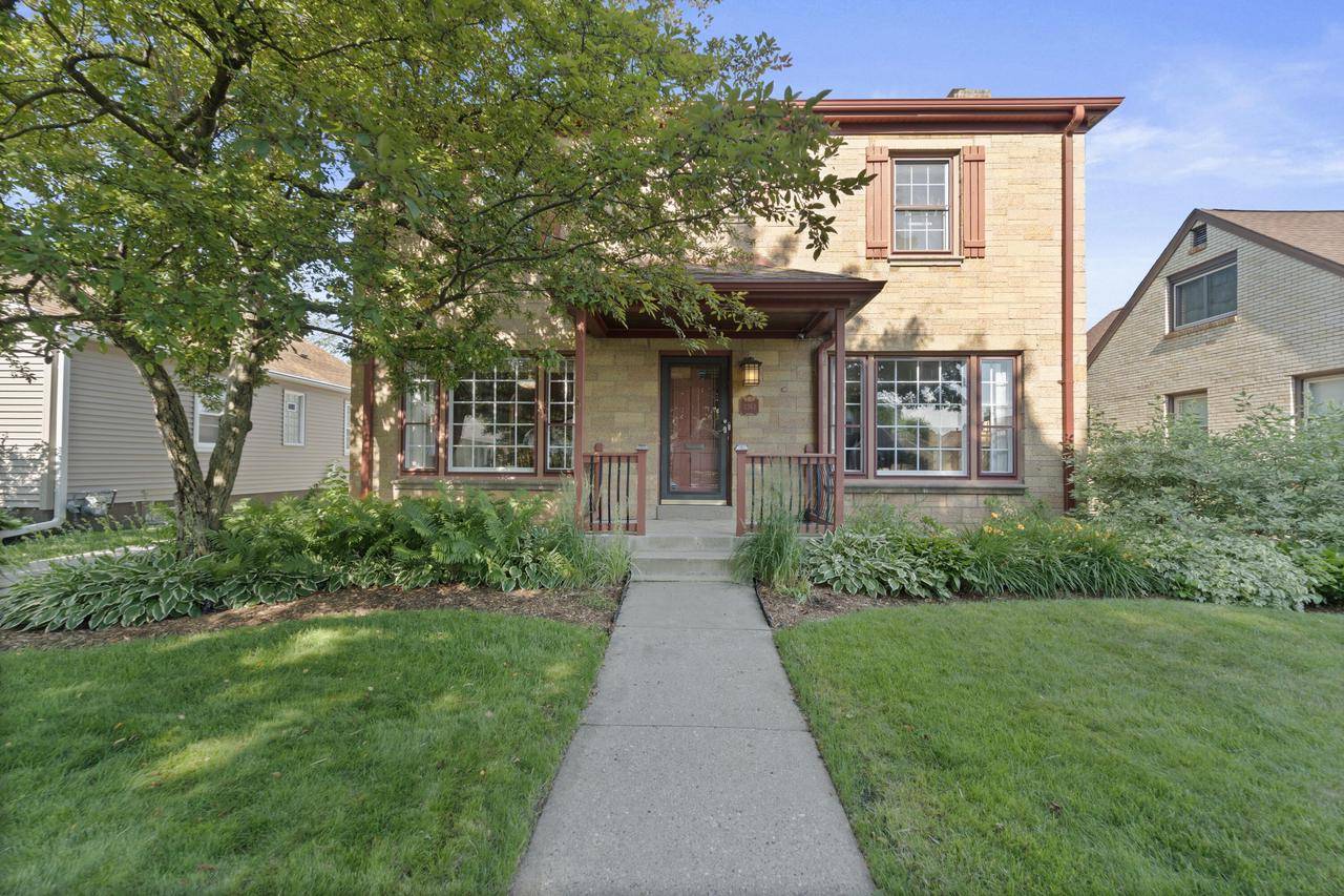 West Allis, WI 53219,2363 S 83rd STREET