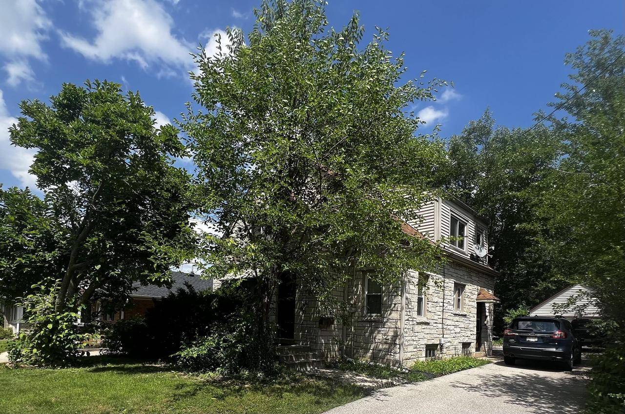 Milwaukee, WI 53227,3128 S 97th STREET