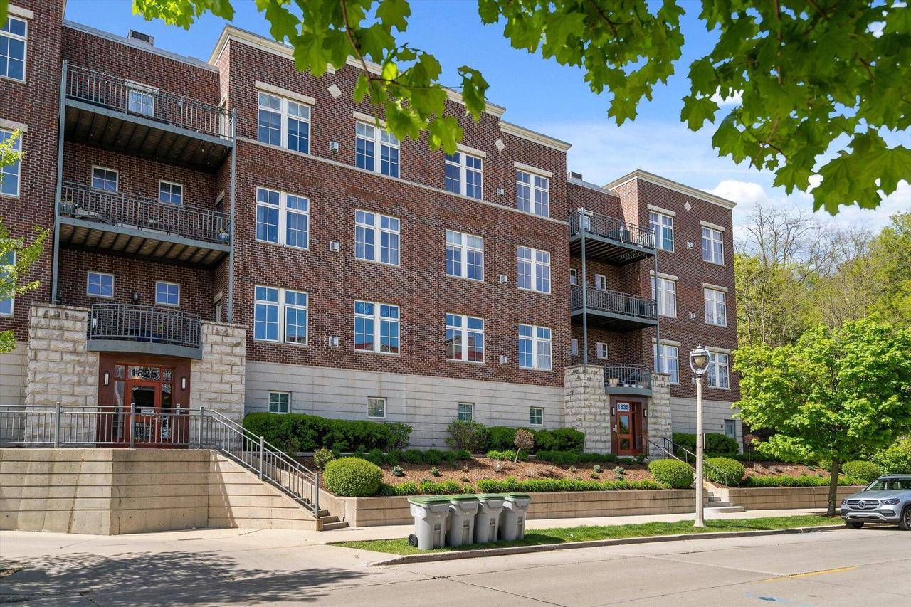 Milwaukee, WI 53212,1835 N Commerce STREET #102