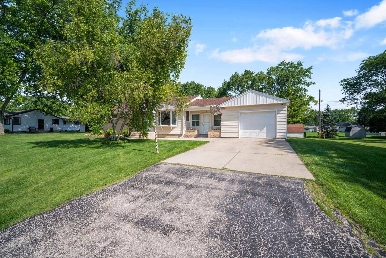 Franklin, WI 53132,8112 W Elm COURT