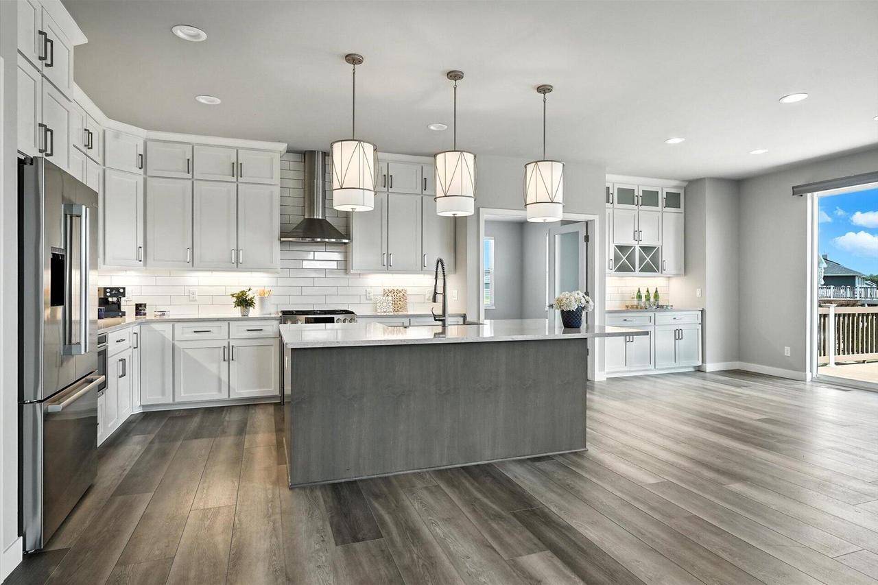 Menomonee Falls, WI 53051,W217N6084 Cypress POINT