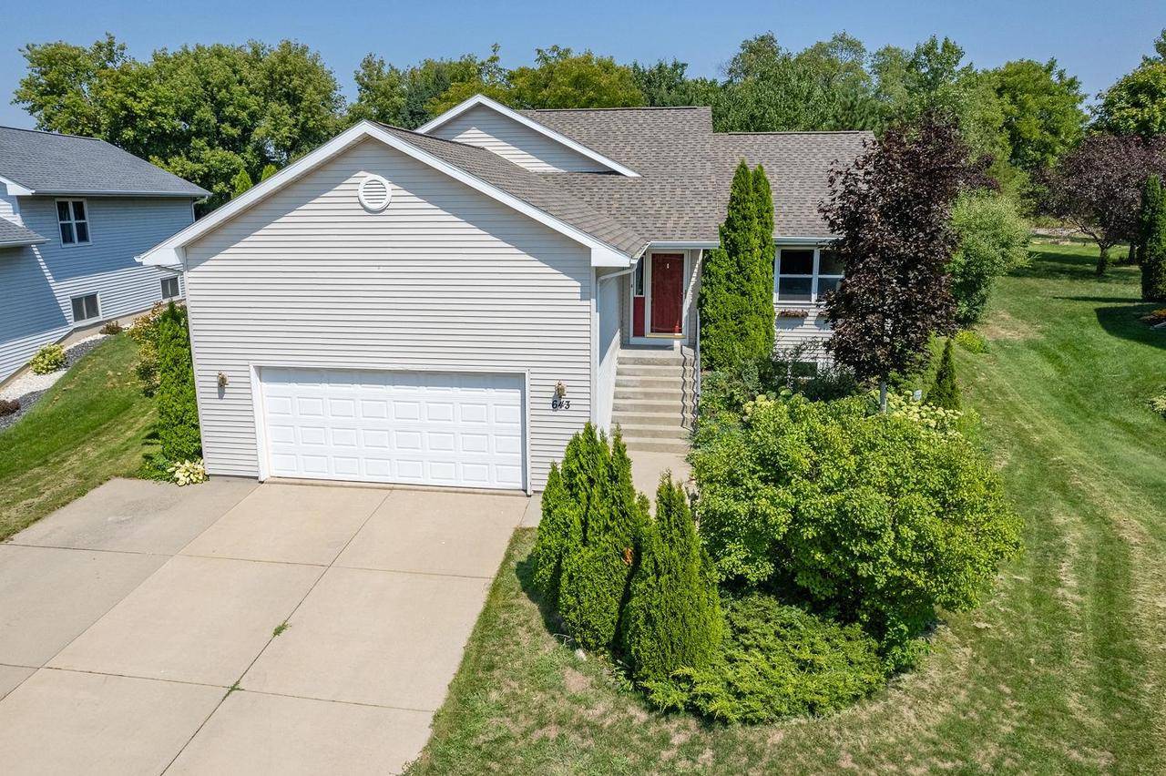 Baraboo, WI 53913,643 Parkside Avenue