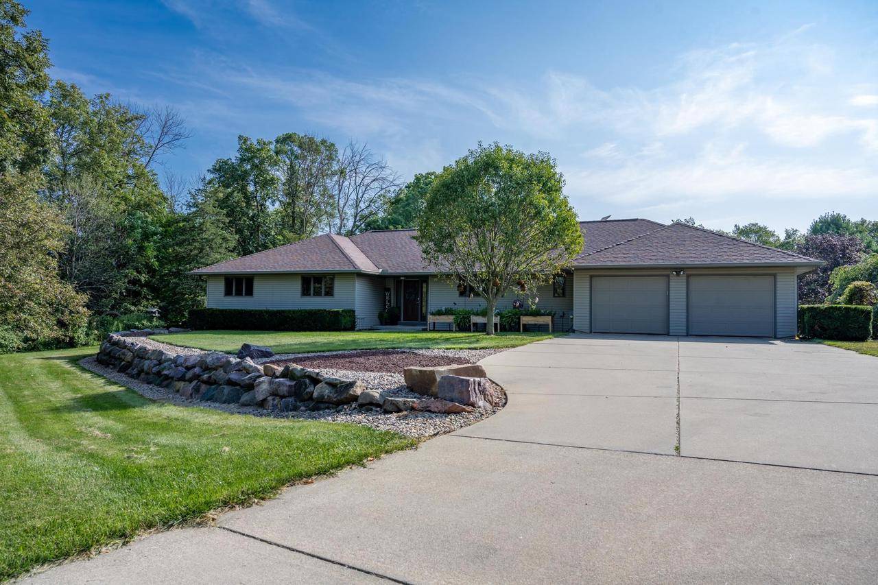 Baraboo, WI 53913,S4313 Cedarberry Lane