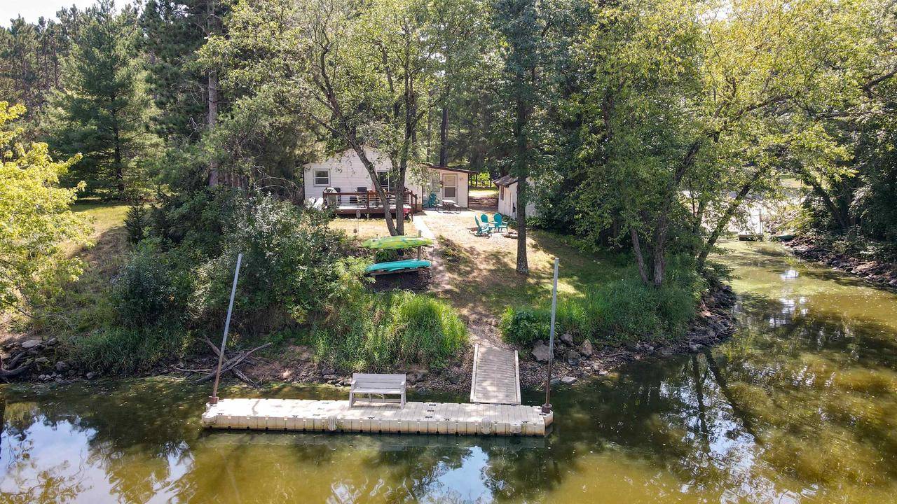 Avoca, WI 53506,1002 Lakeshore Drive