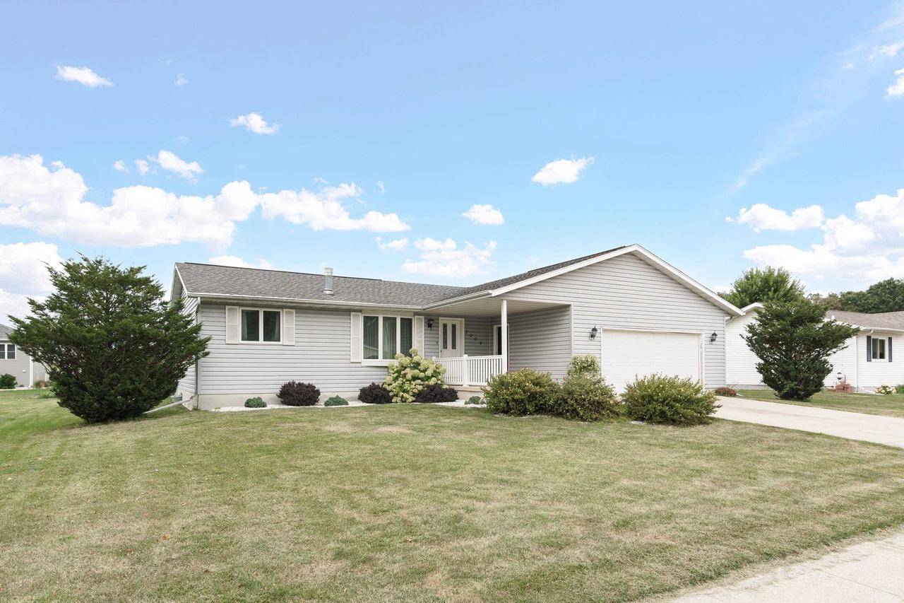 Waupun, WI 53963,1004 Oriole Street