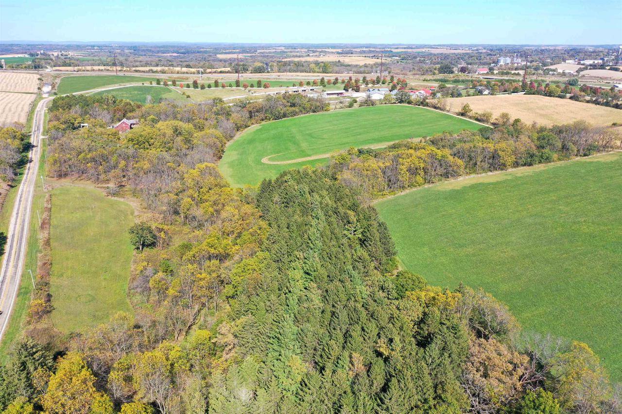 Mount Horeb, WI 53572,7.6 Acres County Road E