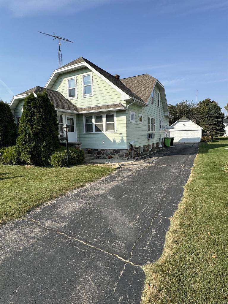 Beaver Dam, WI 53916,150 Charlton Street