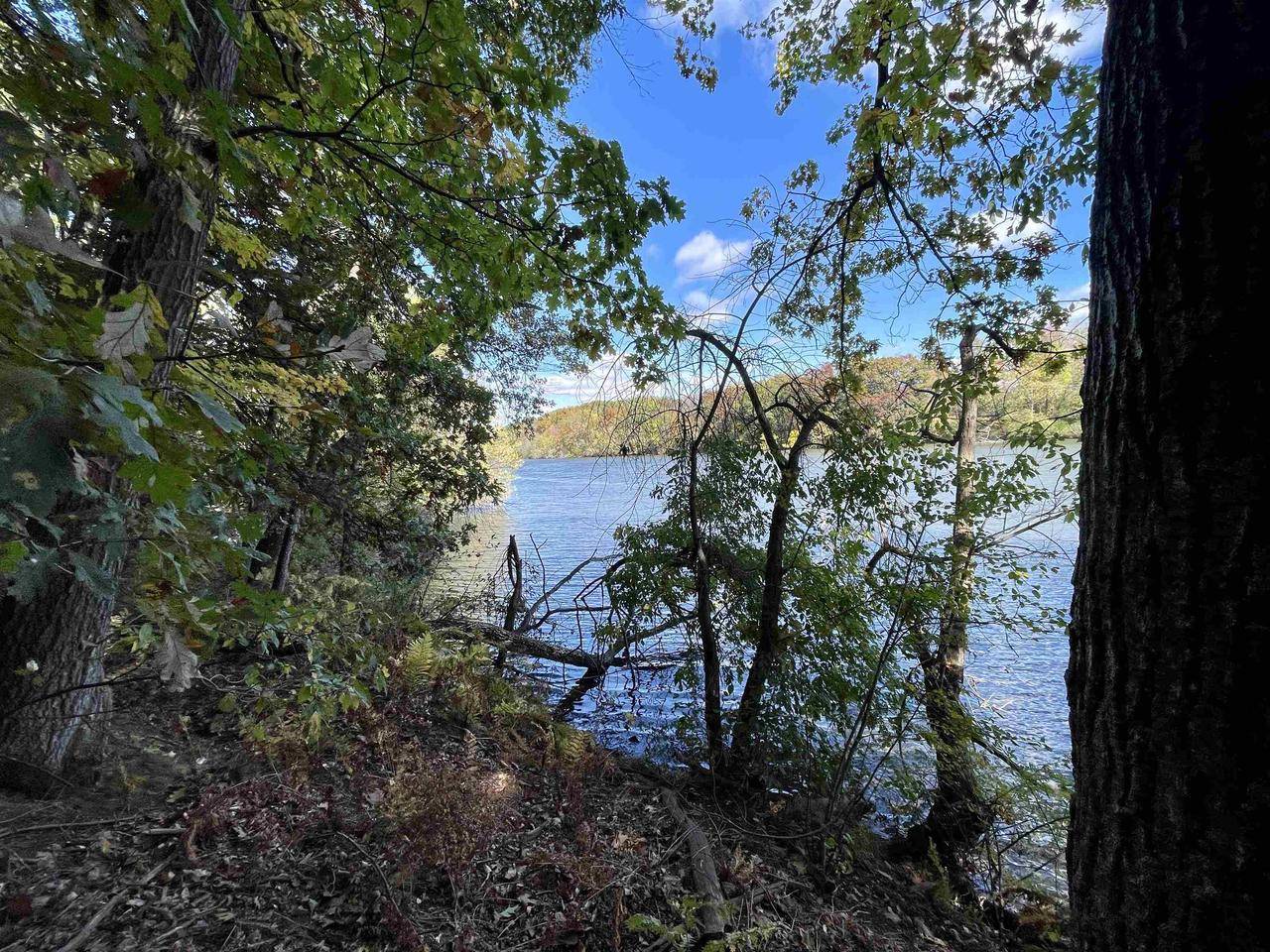 Albany, WI 53502,1.5 Ac Sugar River