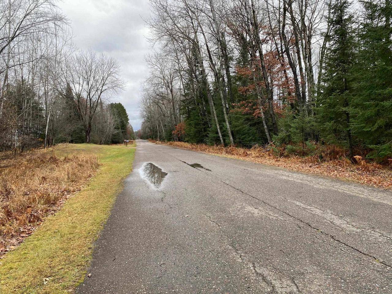 Rhinelander, WI 54501,Moen Lake Drive