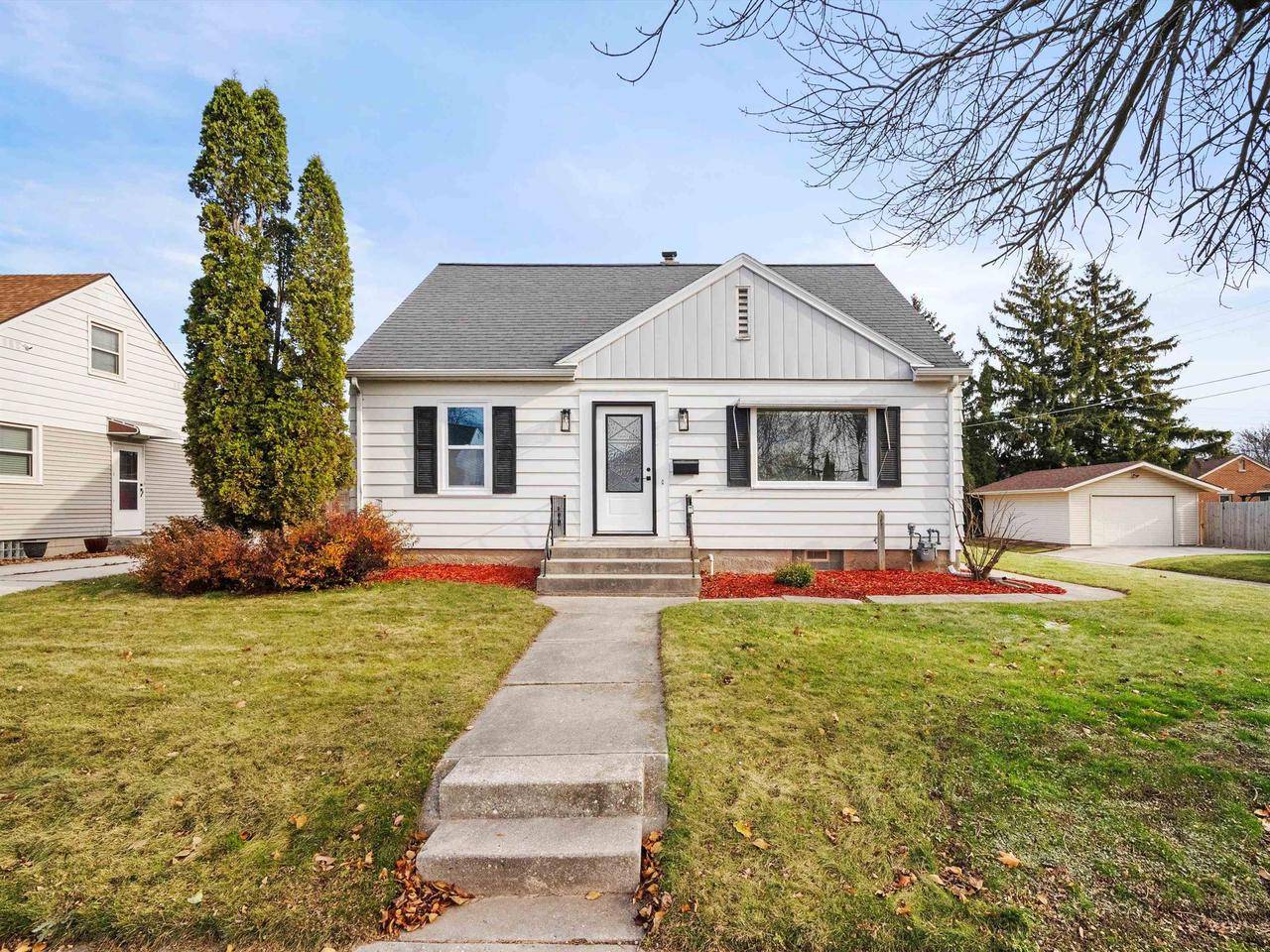 Sheboygan, WI 53081,1643 S 22nd Street