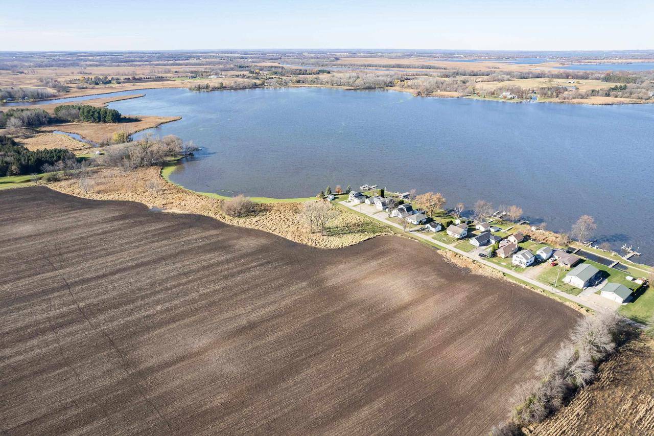 Omro, WI 54963,Springbrook Road